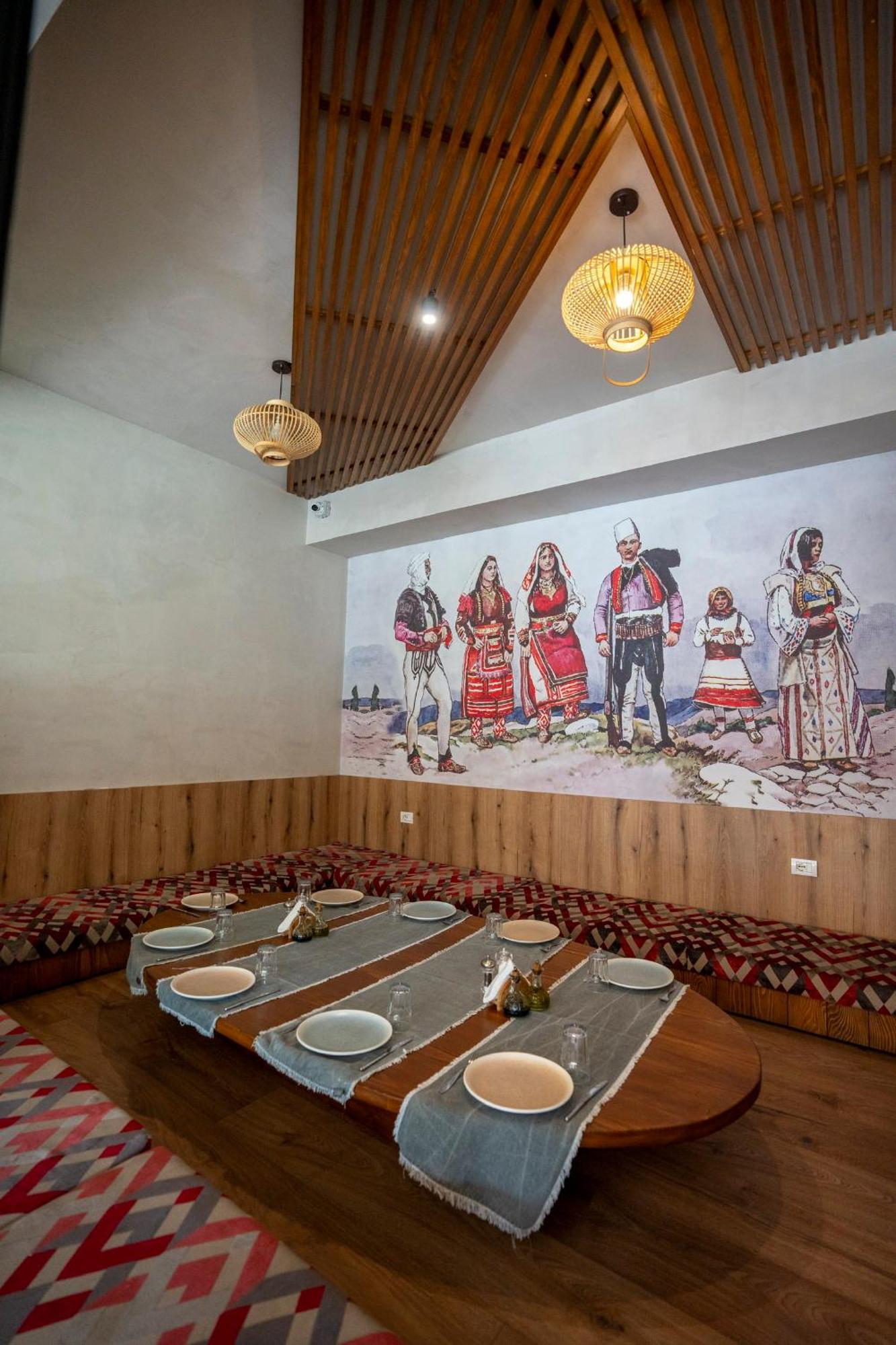 Hotel Restaurant Alpet Theth Exterior photo